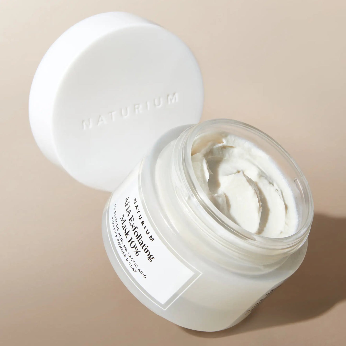 aha-exfoliating-mask-10-p3 AHAmask_0957-crop.webp