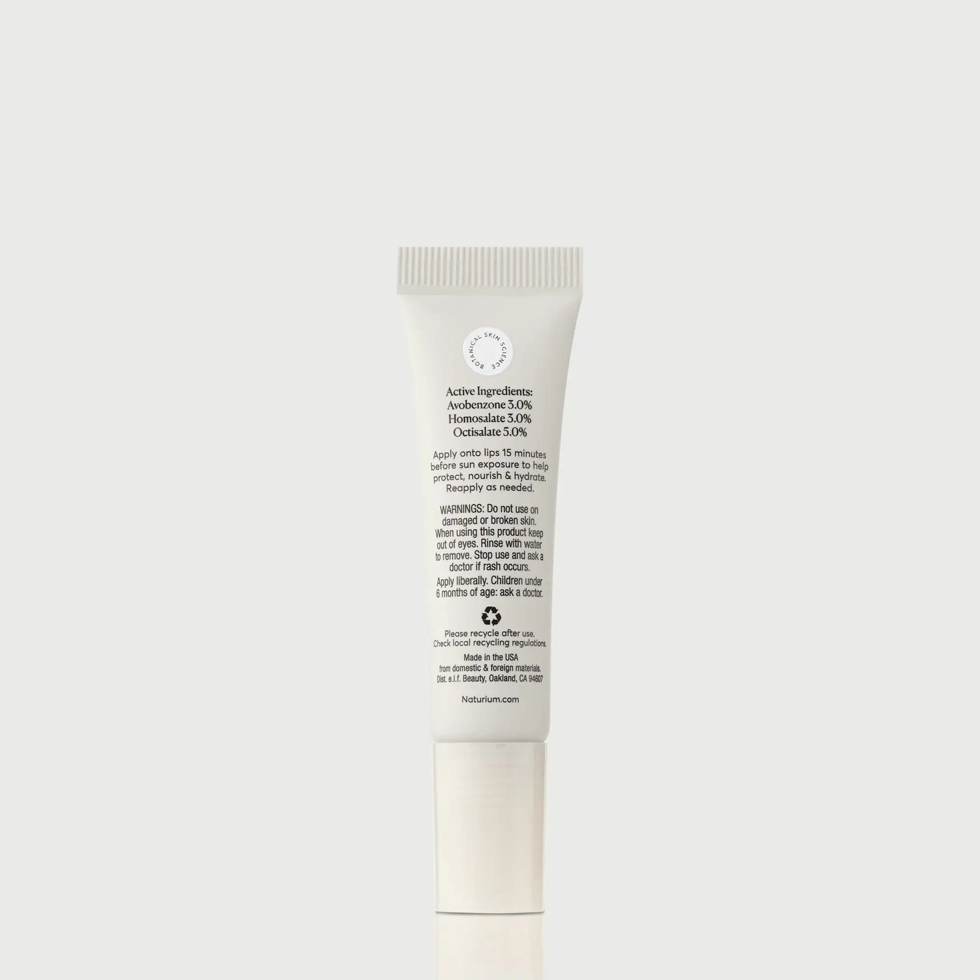 phyto-glow-lip-balm-spf-45-clear-w6 NATR-10124_PhytoGlow_SPF_Clear_primary_capon_back_bonebkgd_1.webp