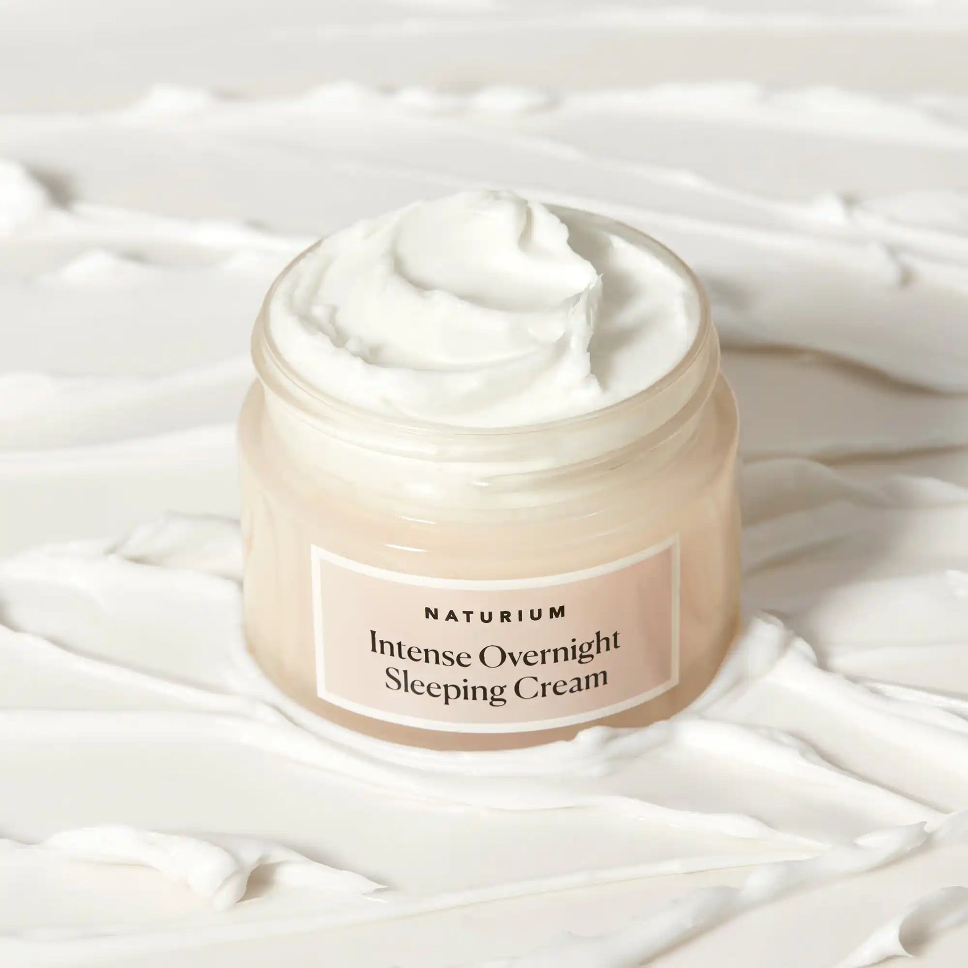 intense-overnight-sleeping-cream-s0 sleepingcream_0880-crop_1.webp